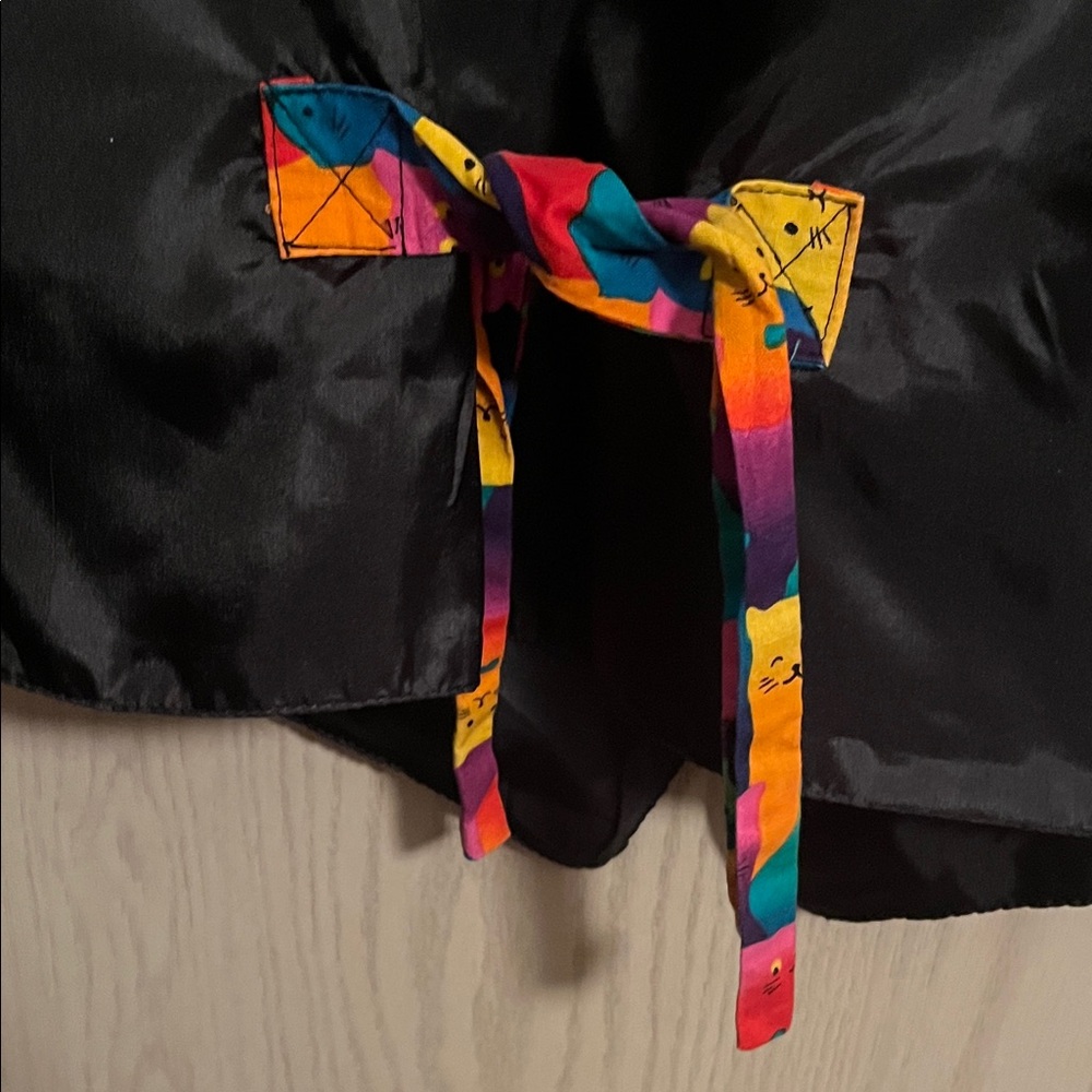 Colorful Cat Print Vest - Picture 9 of 11